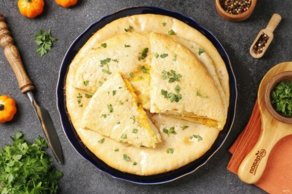 Пирог с тыквой, сыром и луком Пирог с тыквой, сыром и луком